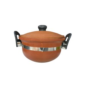 Clay cooking pot