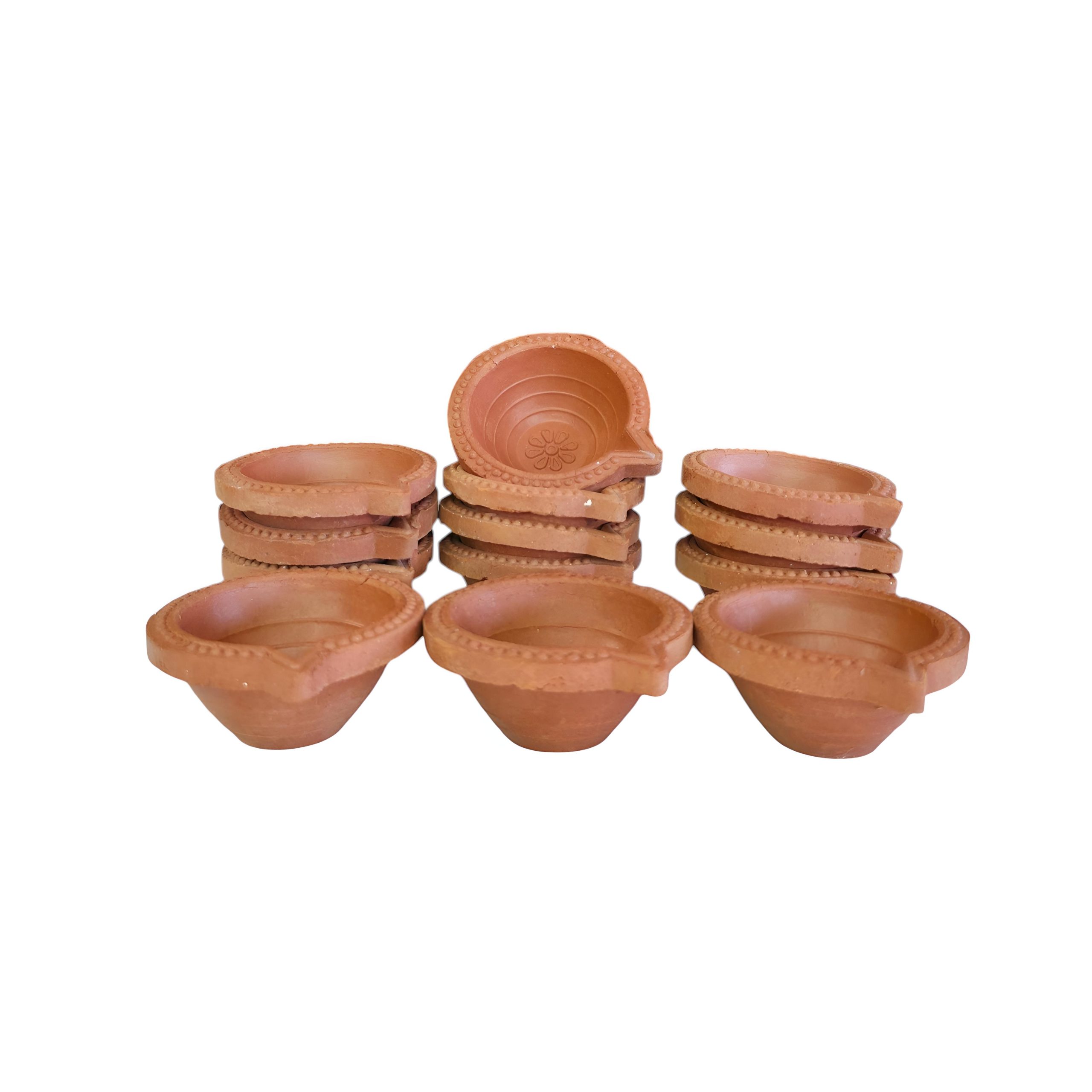 Clay diya with design
