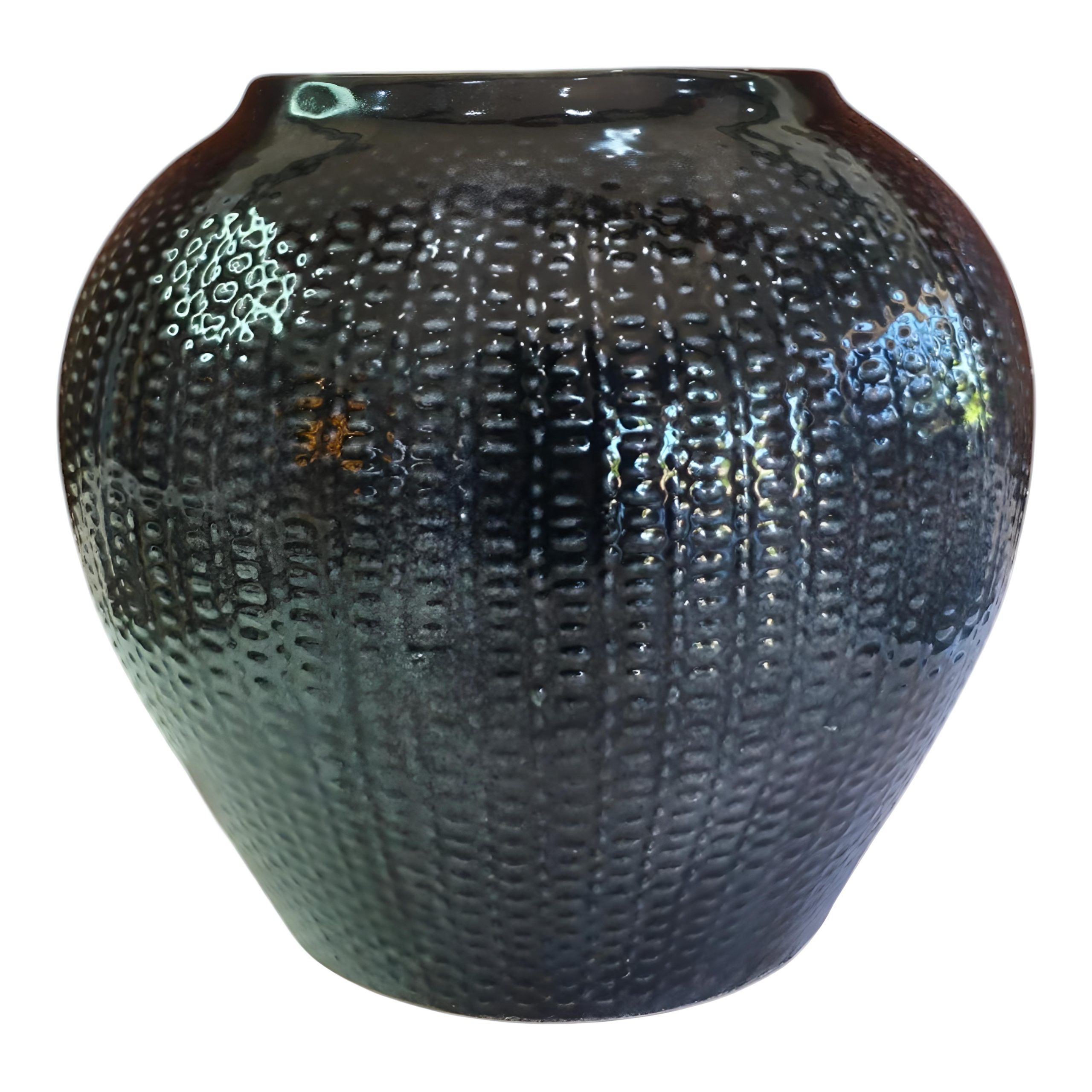 ceramic flower pot
